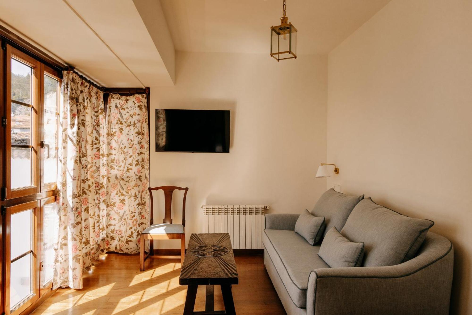 Hotel Pax Casona Del Busto Pravia Luaran gambar